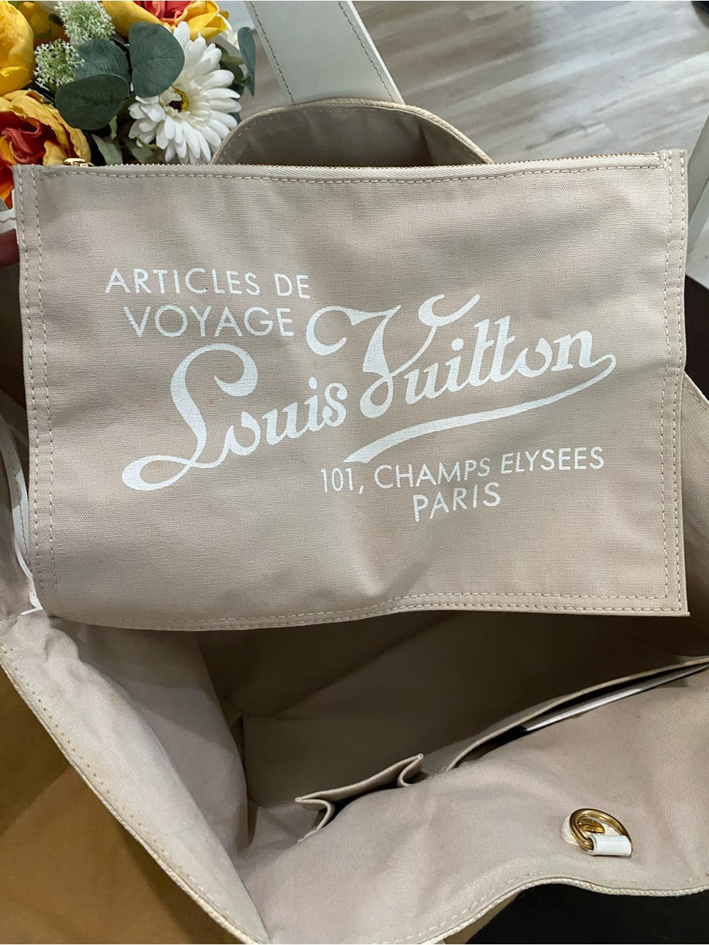 Louis Vuitton Cabas Ipanema PM - Picture 7 of 9